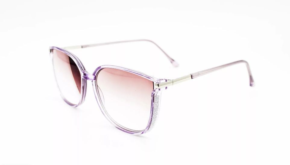 Очки с диоптриями. Диоптрии в очках что это. Солнцезащитные очки с диоптриями. Солнцезащитные накладки на очки с диоптриями.