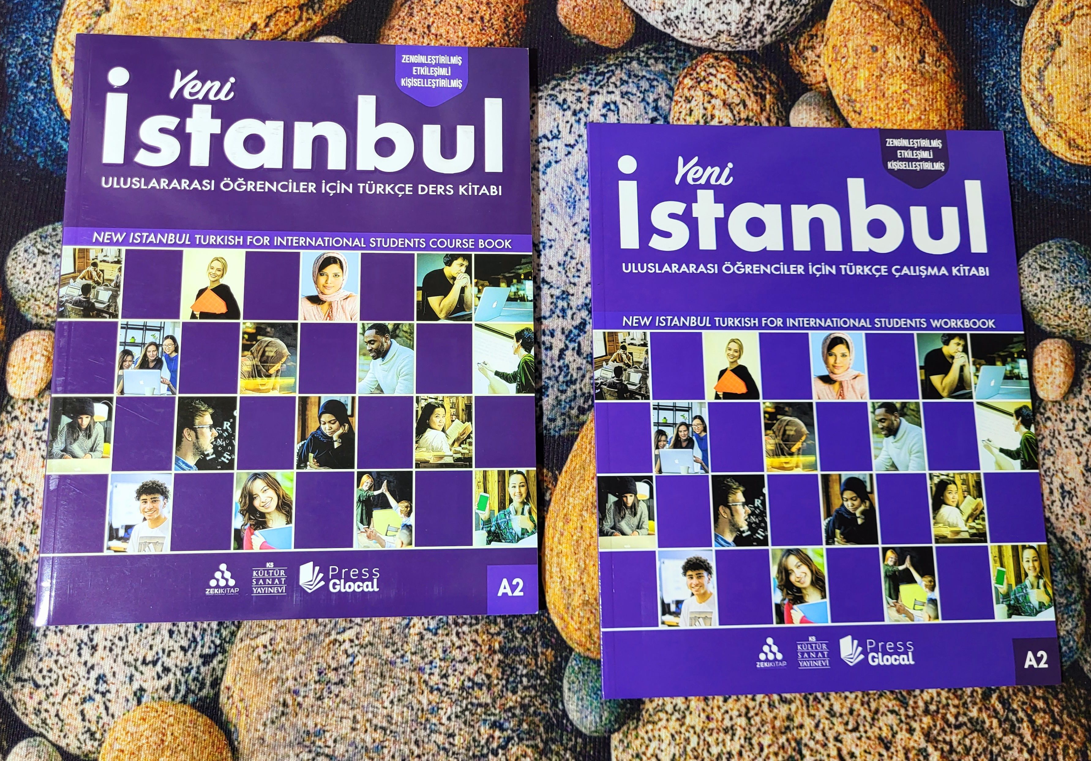 Учебник турецкого языка istanbul. B1 istanbul kitabi. Yeni istanbul учебник. B1 istanbul kitabi. Учебник турецкого языка istanbul.