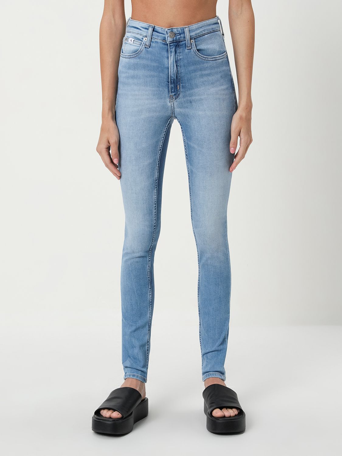 Curvy skinny deals calvin klein jeans