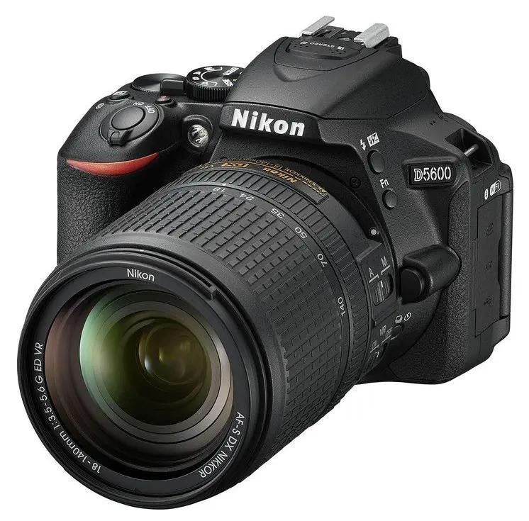 Зеркальный фотоаппарат Nikon D5600 Kit AF-P 18-140mm VR