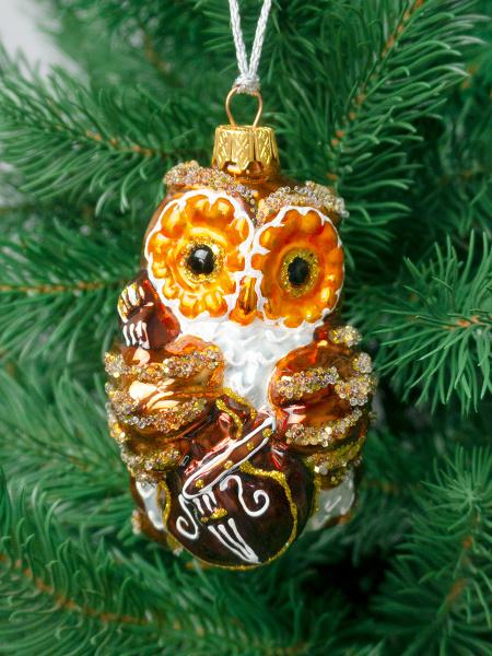 Елочная игрушка стеклянная декорированная Сова с виолончелью, высота 11 ...