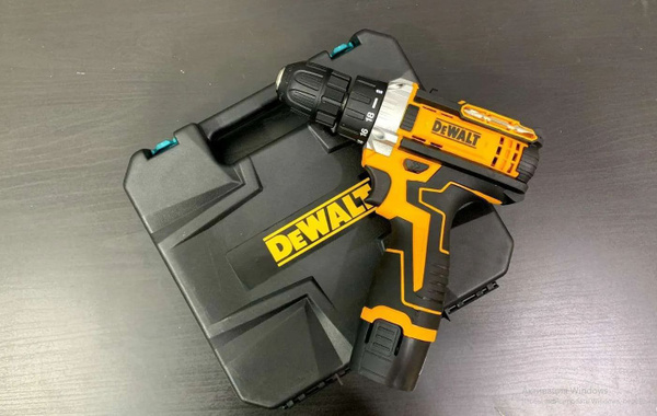 Дрель-шуруповерт Шуруповерт Dewalt 12V, От аккумулятора, 12 В, 25 Нм, 2 ...