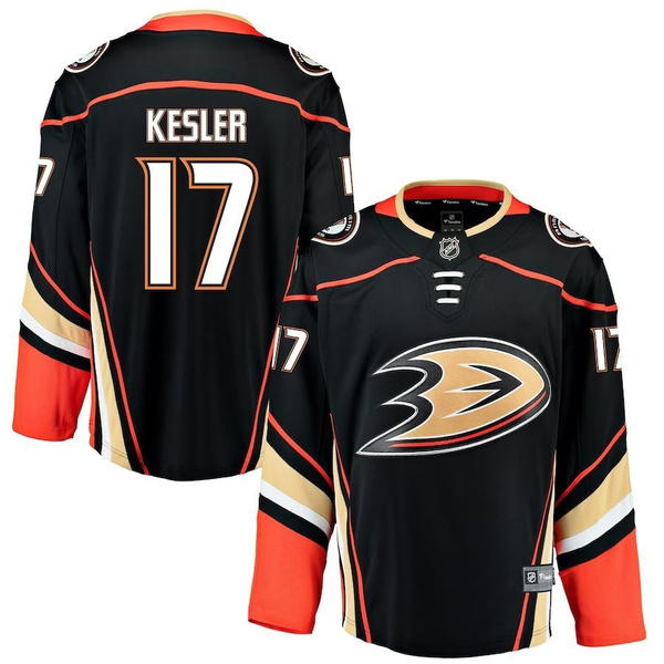 Kesler deals ducks jersey