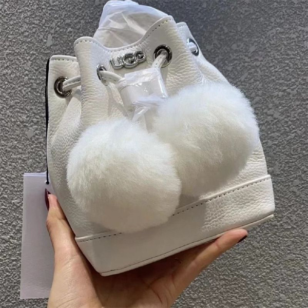 Сумка UGG - купить с доставкой по выгодным ценам в интернет-магазине ...