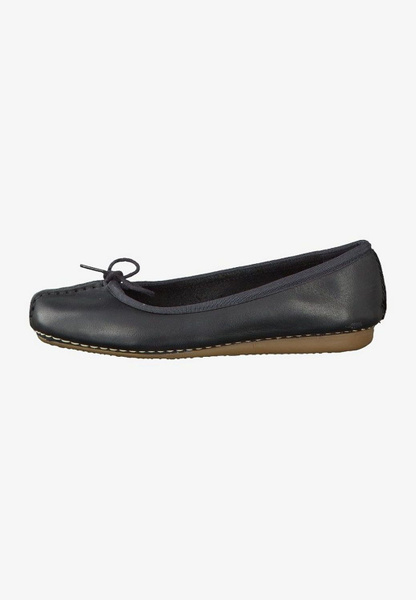 Балетки Clarks - купить с доставкой по выгодным ценам в интернет ...