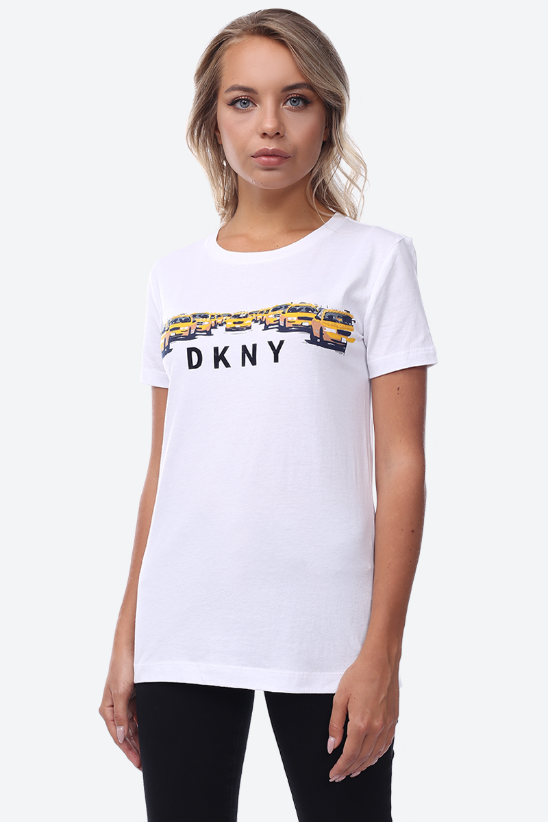 Футболка отзывы. DKNY майка белая. DKNY футболка женская белая. Футболка женская DKNY С такси. CNA одежда.