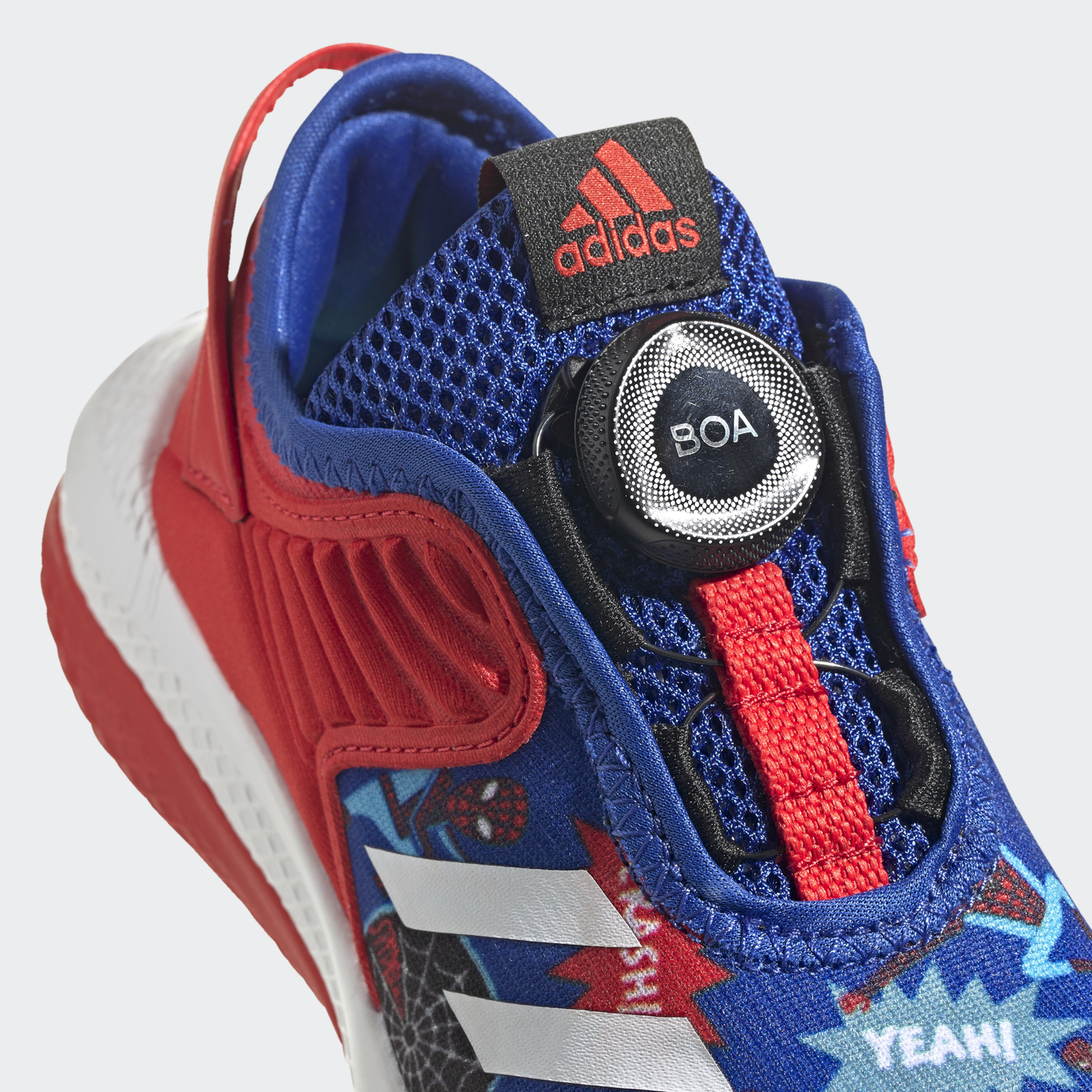 Adidas marvel. Adidas Marvel кроссовки. Adidas / кроссовки ACTIVEFLEX boa. Кроссовки adidas ACTIVEFLEX boa красные. Баскетбольные кроссовки adidas Marvel.