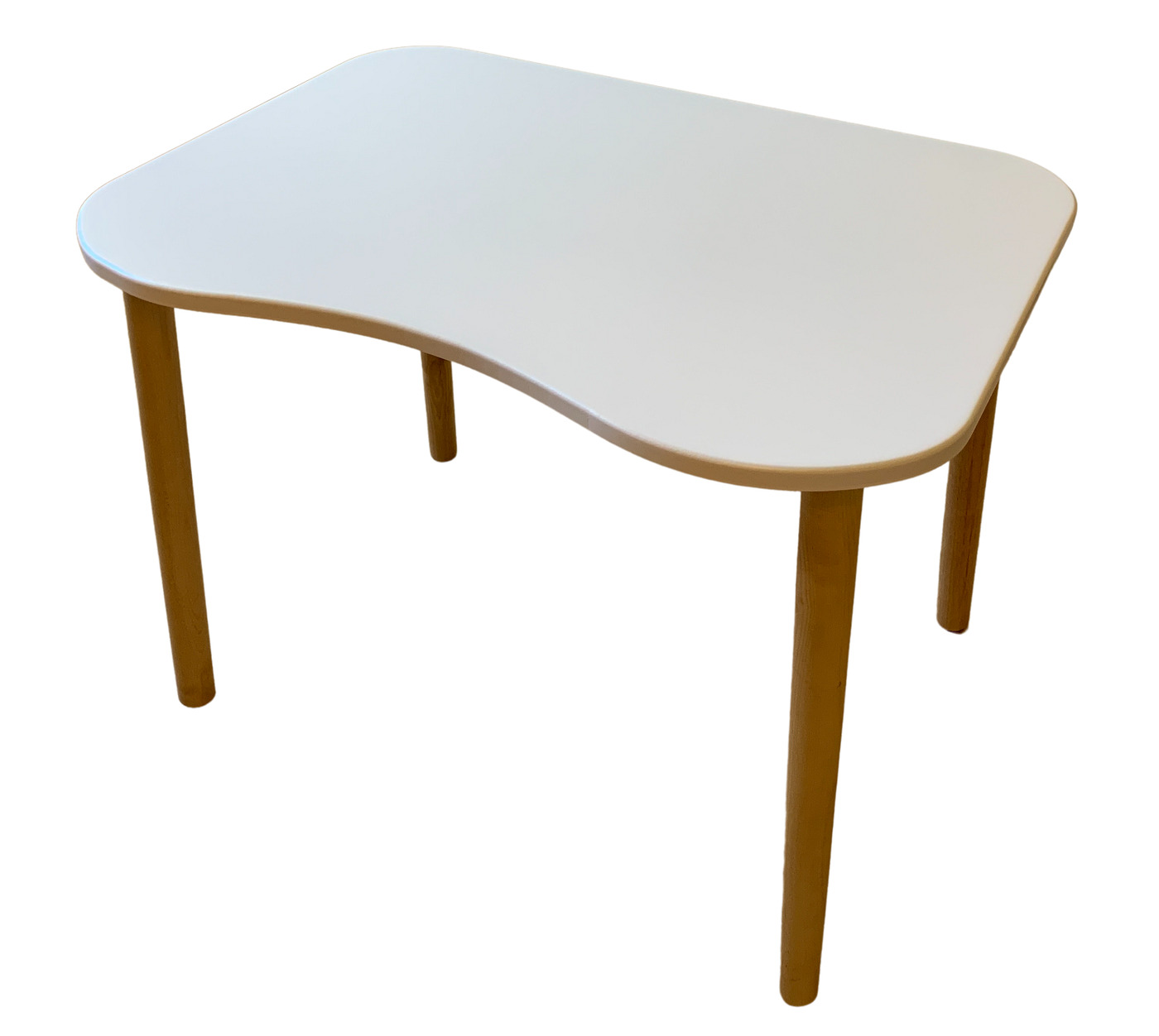 Прямоугольный стол с закругленными углами