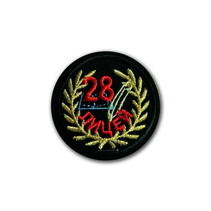 Шеврон школьника. Нашивка лицеиста. Нашивка лицей 100. Нашивка лицей 82. Шевроны лицея.