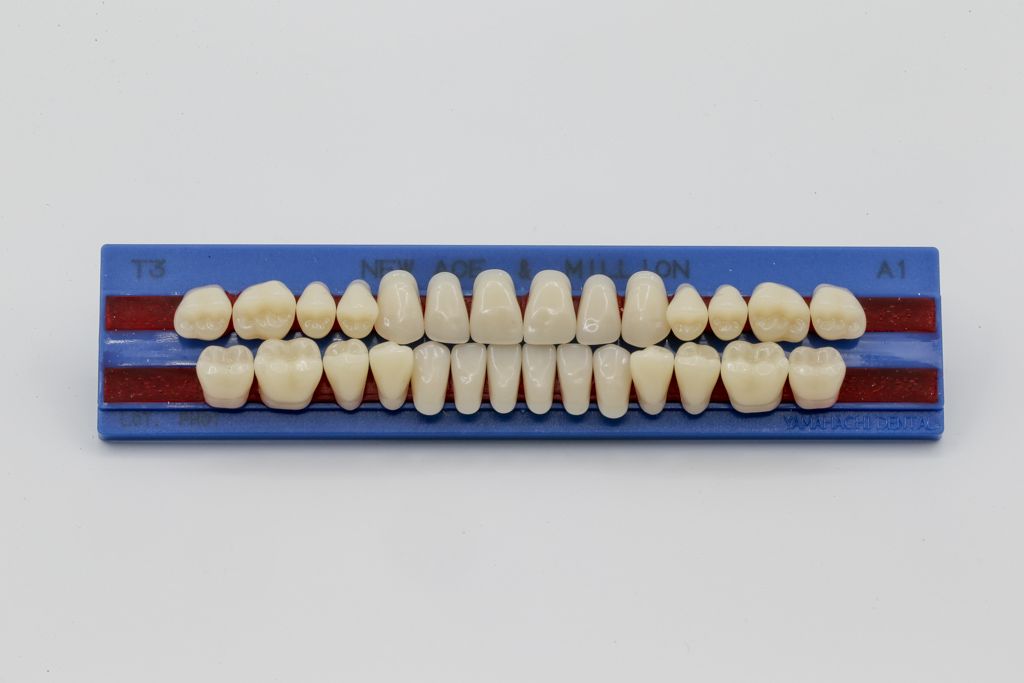 ЗубыакриловыеNEWACE/NEWMILLION,A1T3,полныйгарнитур28шт.YAMAHACHI