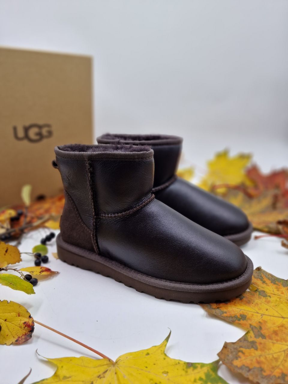 Ugg 5854 best sale