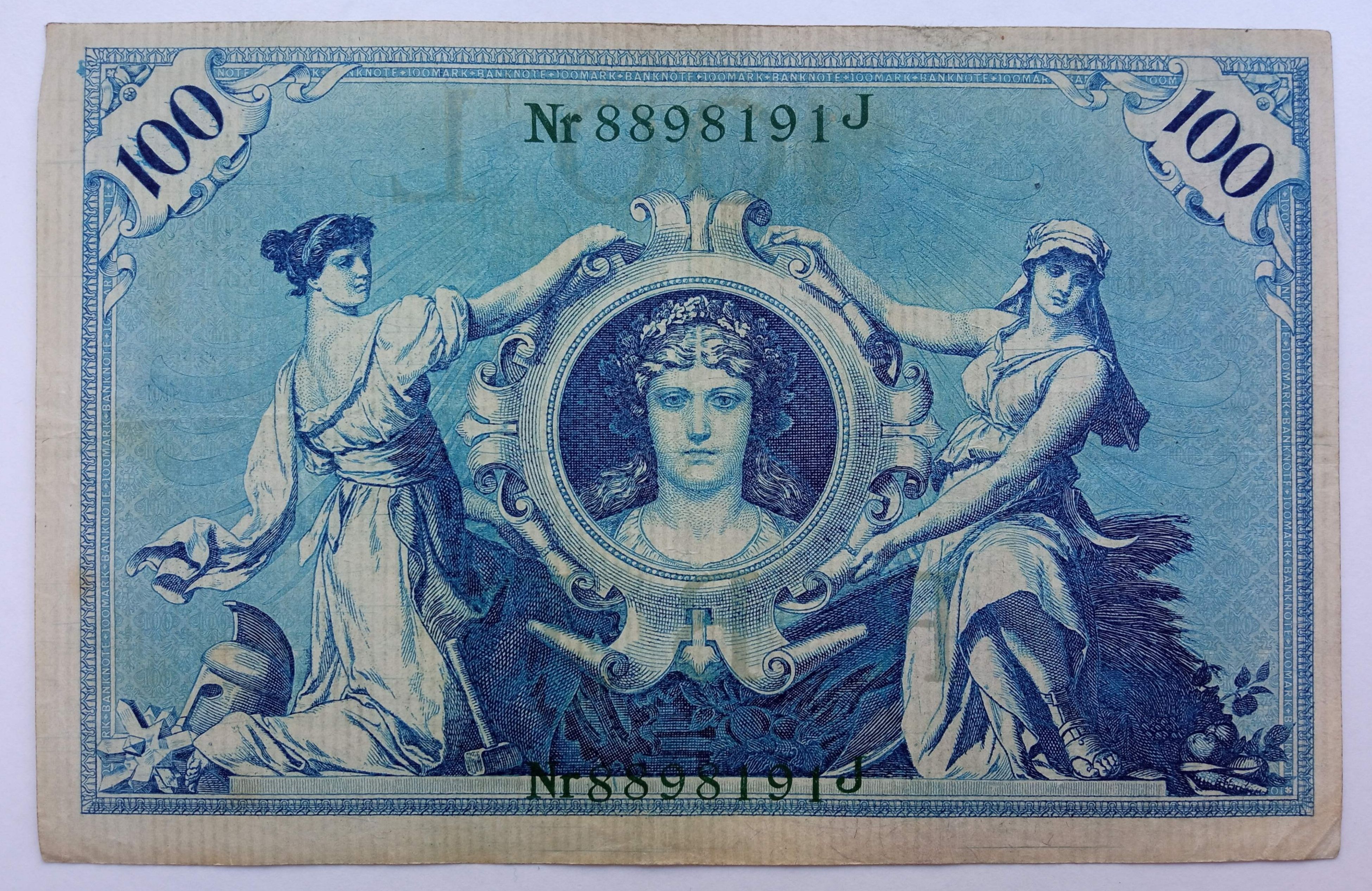 Валюта марка веймарской республики. Более 100 марок. 100 немецких марок. Марки эстонии. Деньги 1910г.