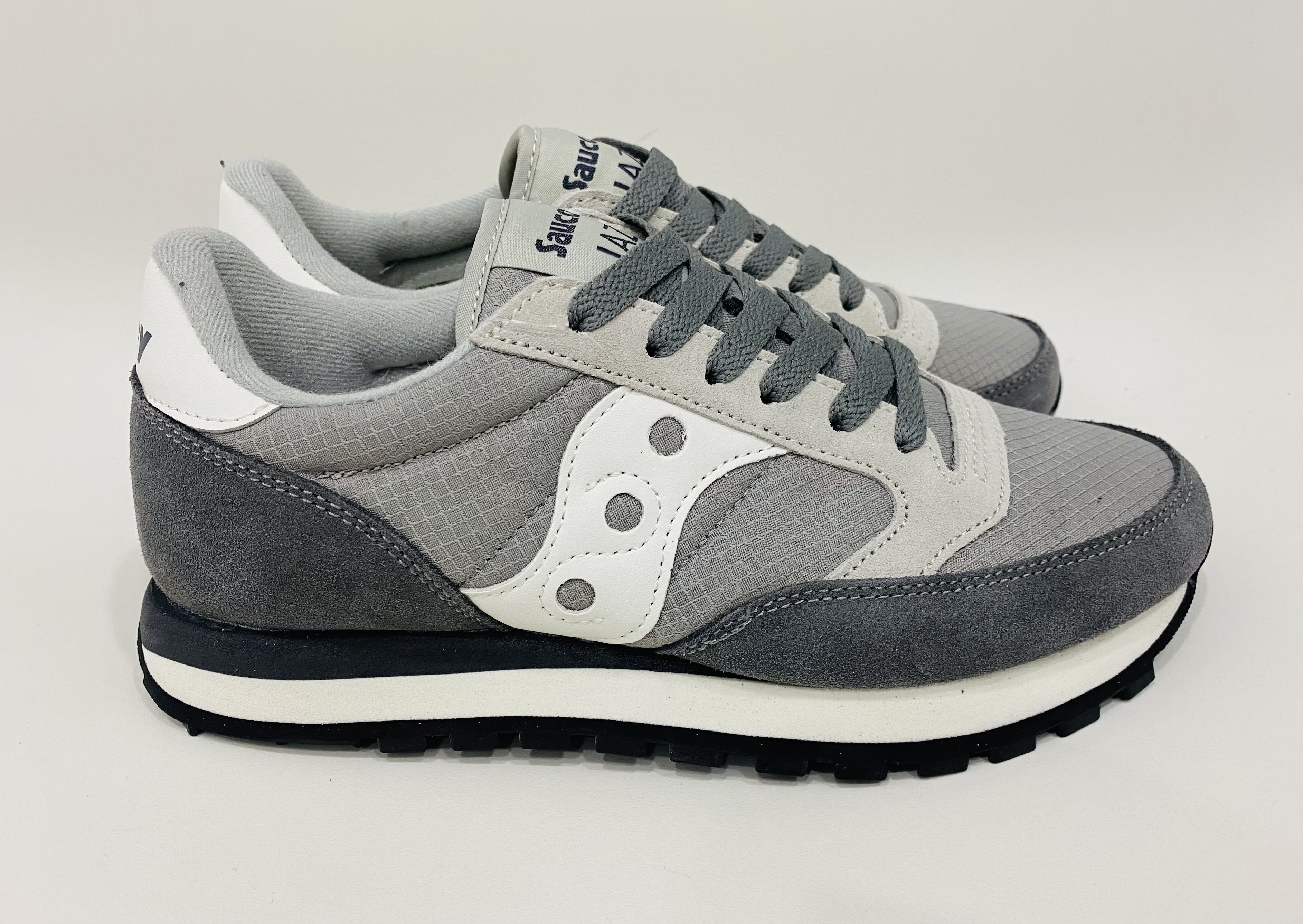 Saucony grey white online