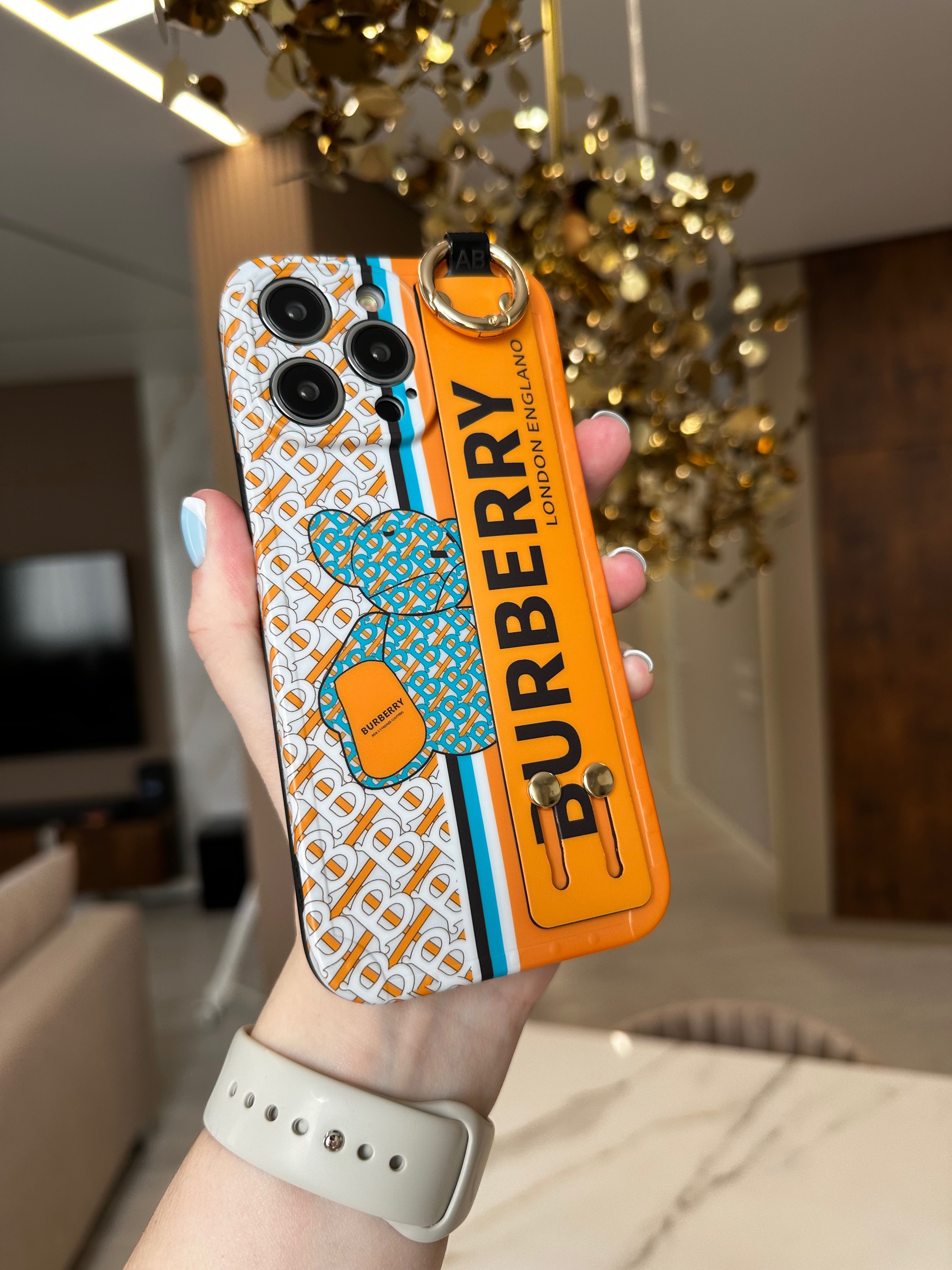 Чехол для iPhone 14 Pro Burberry London с держателем для рук - купить с  доставкой по выгодным ценам в интернет-магазине OZON (1060227159)