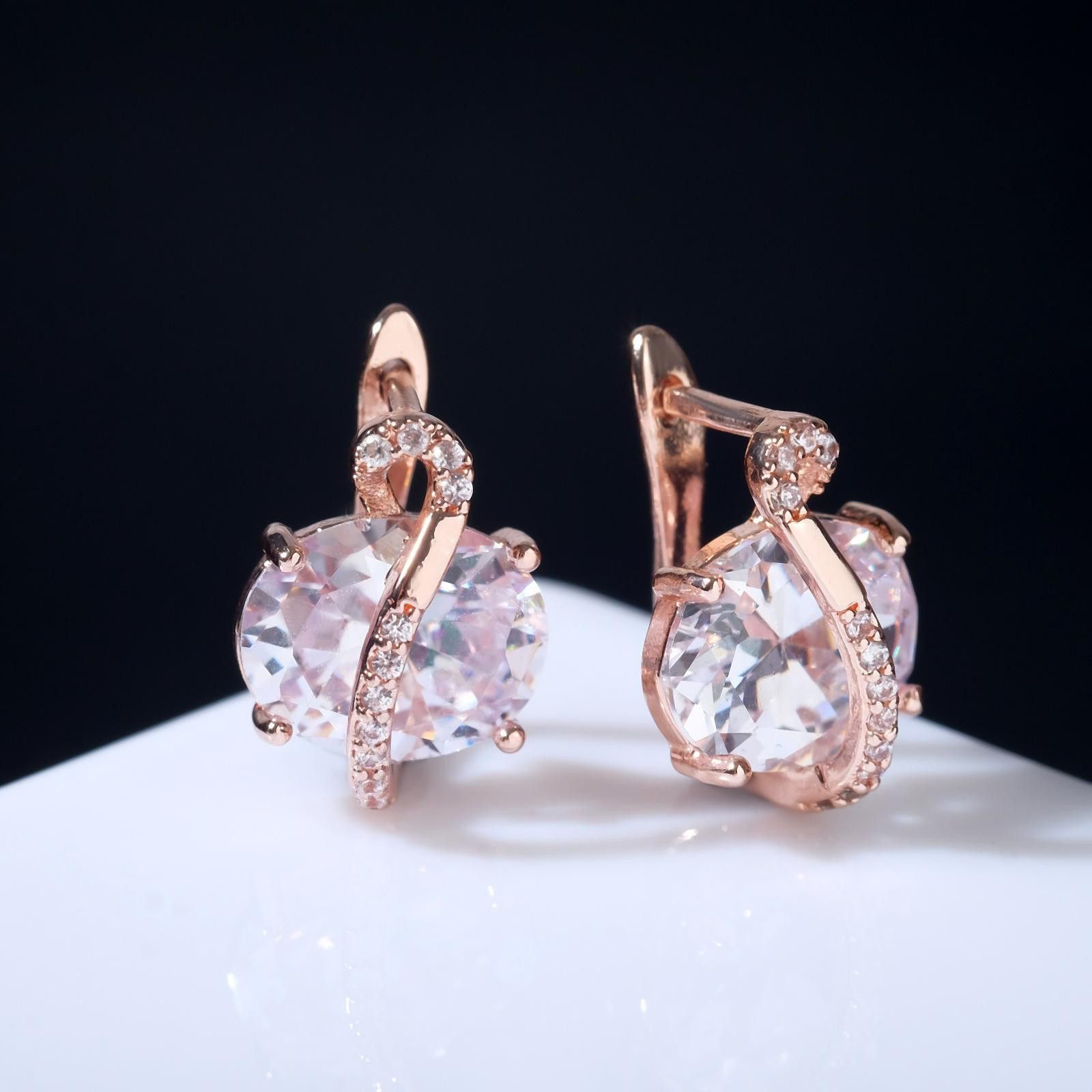 Серьги женские, бижутерия, с камнем