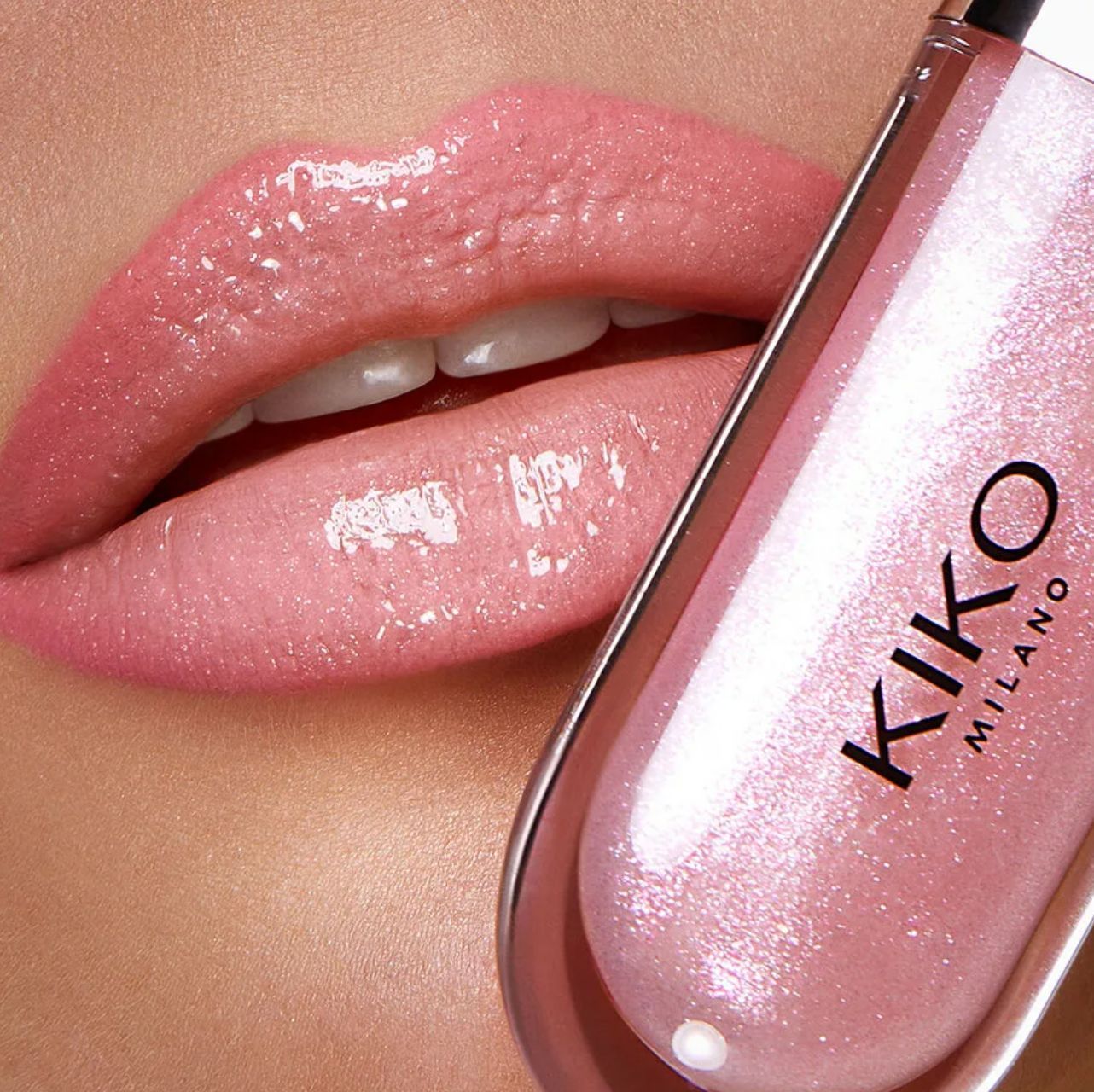 Kiko milano для губ. Kiko блеск. Kiko Milano 3d hydra Lipgloss.