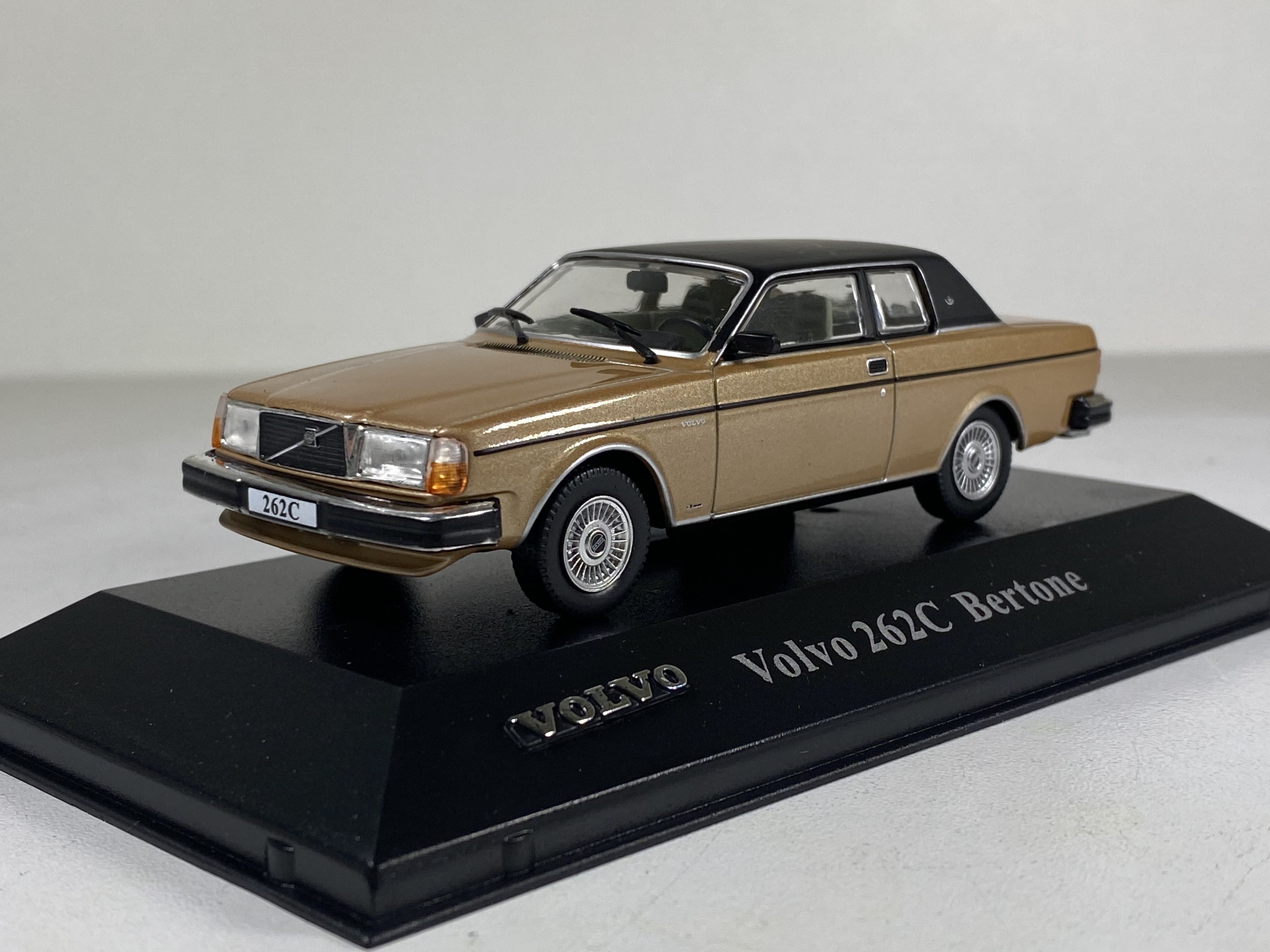 Модель коллекционная автомобиля Volvo 262C Bertone / масштаб 1:43. - купить  с доставкой по выгодным ценам в интернет-магазине OZON (1313646045)