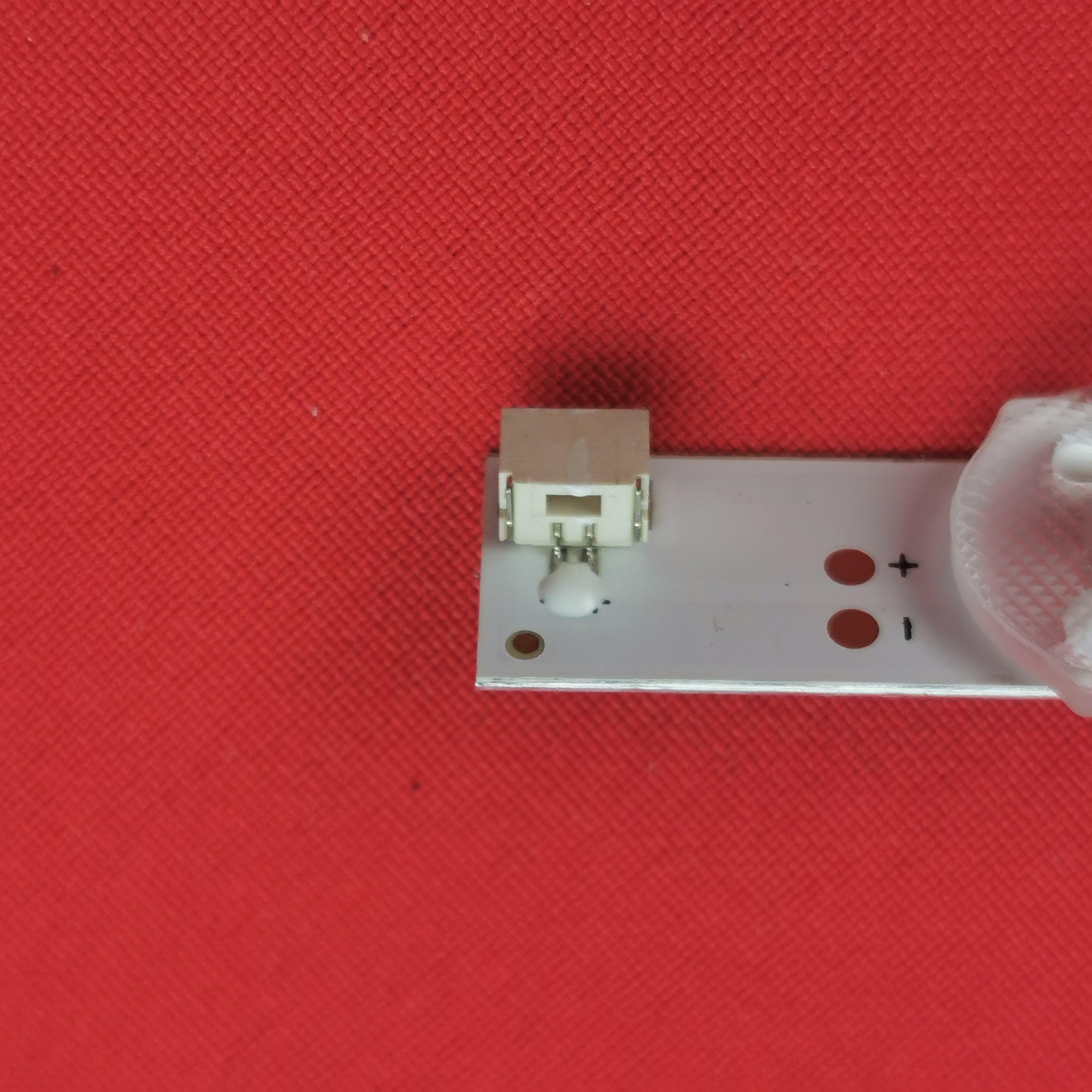 Подсветка для SONY KDL-32R423A KDL-32R424A KDL-32R421A; SVG320AE1