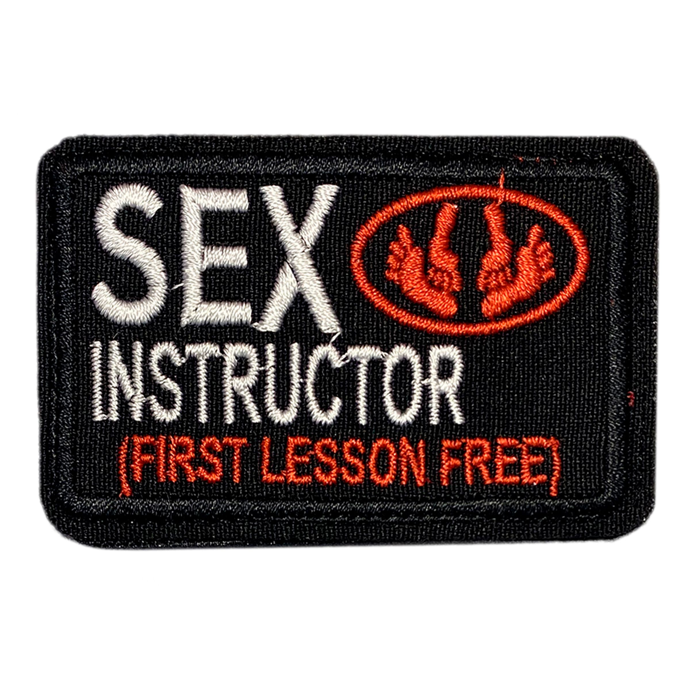 Нашивка, шеврон, патч (patch) на липучке Sex instructor, размер 7,8*4,8 см,  1 шт. - купить с доставкой по выгодным ценам в интернет-магазине OZON  (1350289742)