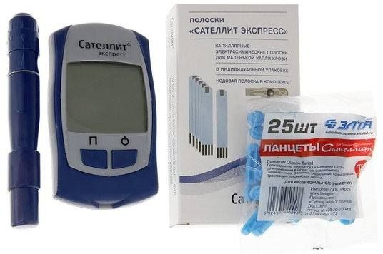 Глюкометр Сателлит Экспресс портативный ПКГ-03 (с полоской ПКГ-03 ...