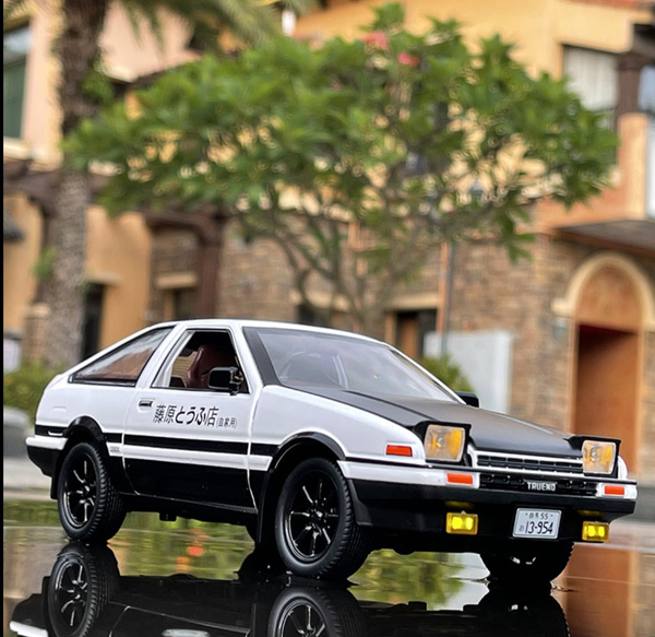 Коллекционная модель Toyota AE86 Trueno 1:24 (металл,свет,звук ...