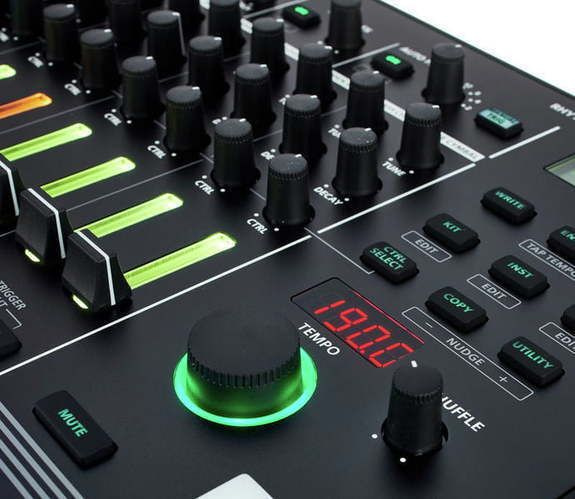 Roland TR-8S Драм-машина, микшер - купить с доставкой по выгодным ценам ...