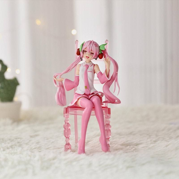 Фигурка Мику Сакура, Хацунэ Мику (Hatsune Miku) на стуле 15см - купить ...
