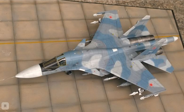 Сборная модель российского истребителя-бомбардировщика Су-34 1:144 ...