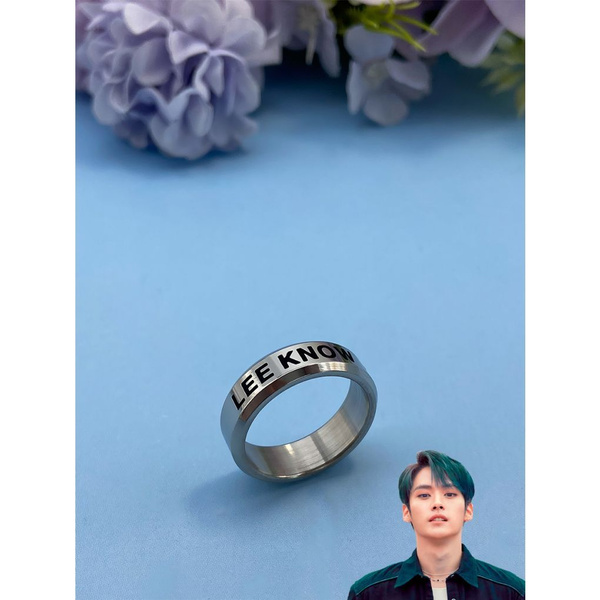 Кольцо Стрэй Кидс/ Stray Kids со стразом серебристое - купить с ...