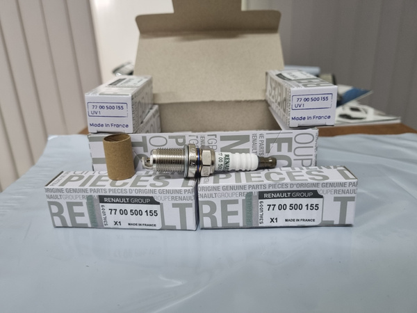 Комплект свечей зажигания Renault 7700500155. - купить по выгодным ...