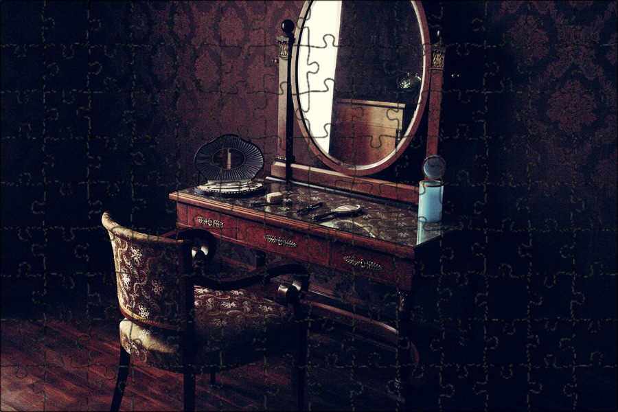 Зеркало комната мебель. Трюмо сталинский Ампир. Трельяж Джоконда. Старинный туалетный столик с зеркалом. Туалетный столик в старинном стиле.