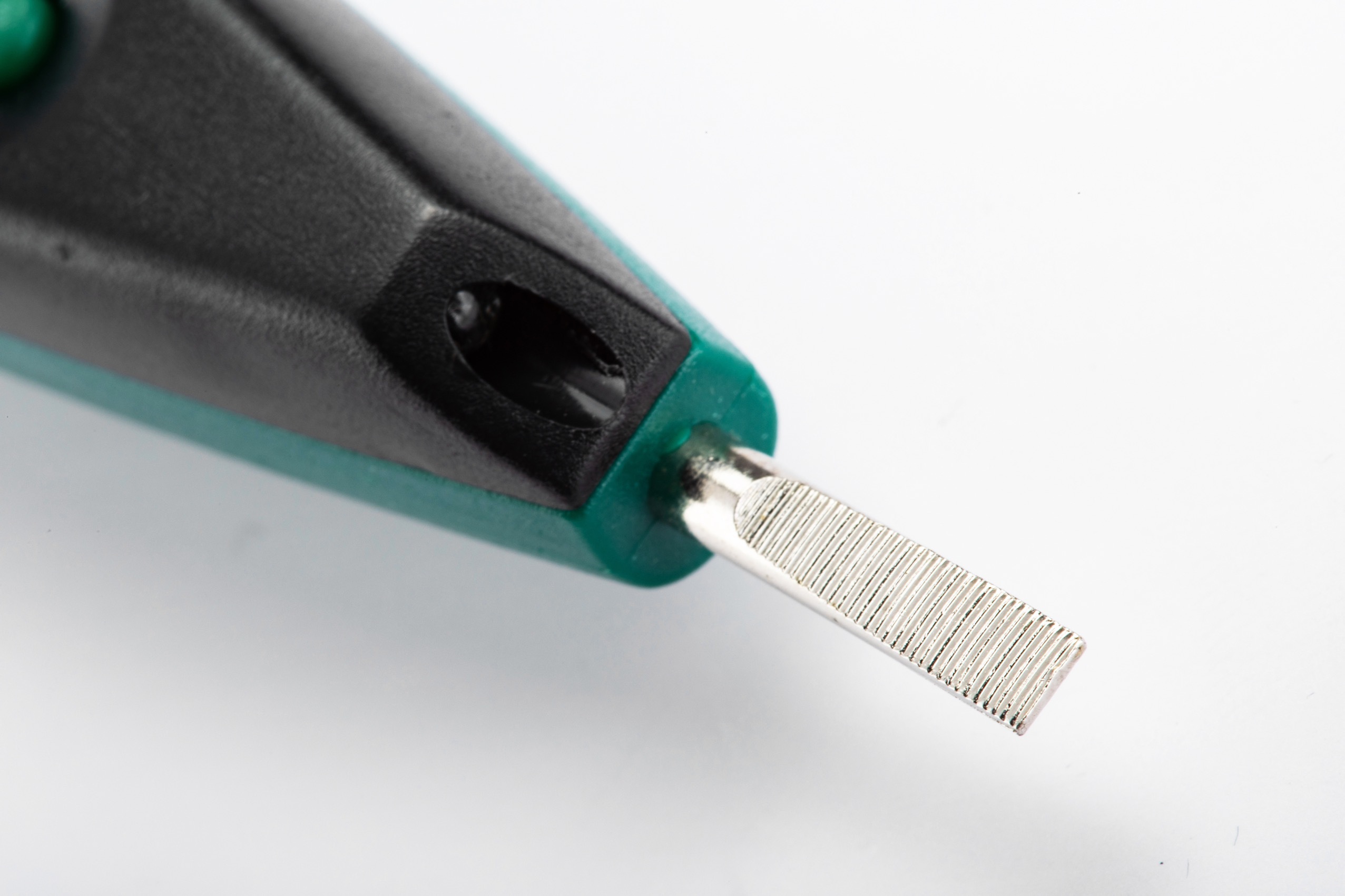 Тест отверток. Отвертка 210-258 wago. Индикатор отвертки макита. Тестовая отвертка. 9.