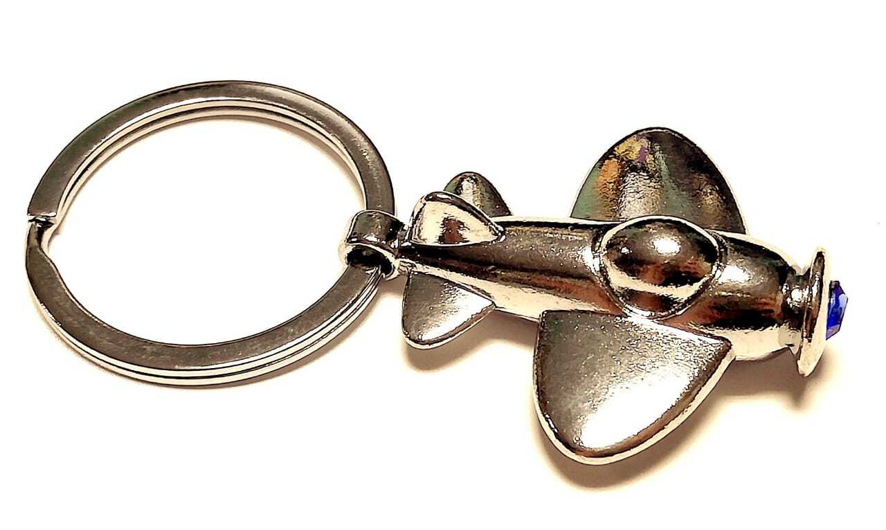 Брелки для ключей металлические. Haggy waggy игрушка. Брелок слон со стразами. Добавить брелок. Брелок самолёт латунь.