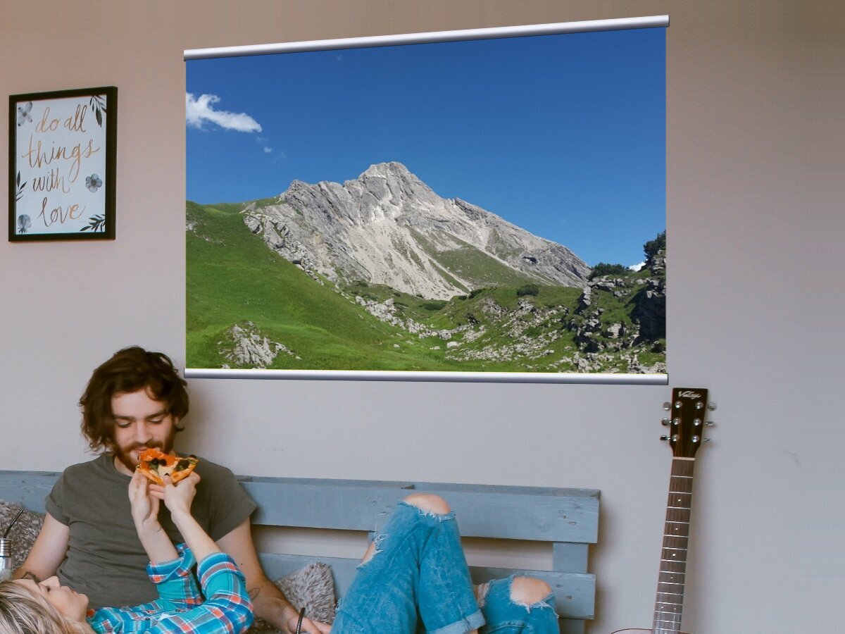 холсте голова