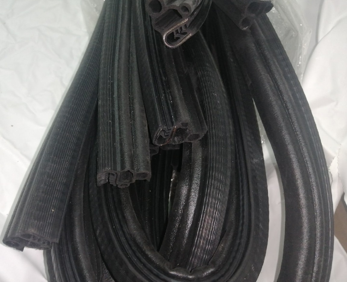 Уплотнительные резинки 2114. Уплотнитель двери ваз 2114. Уплотнительные резинки 2114. Уплотнитель ваз 2114. Уплотнительные резинки 2114.