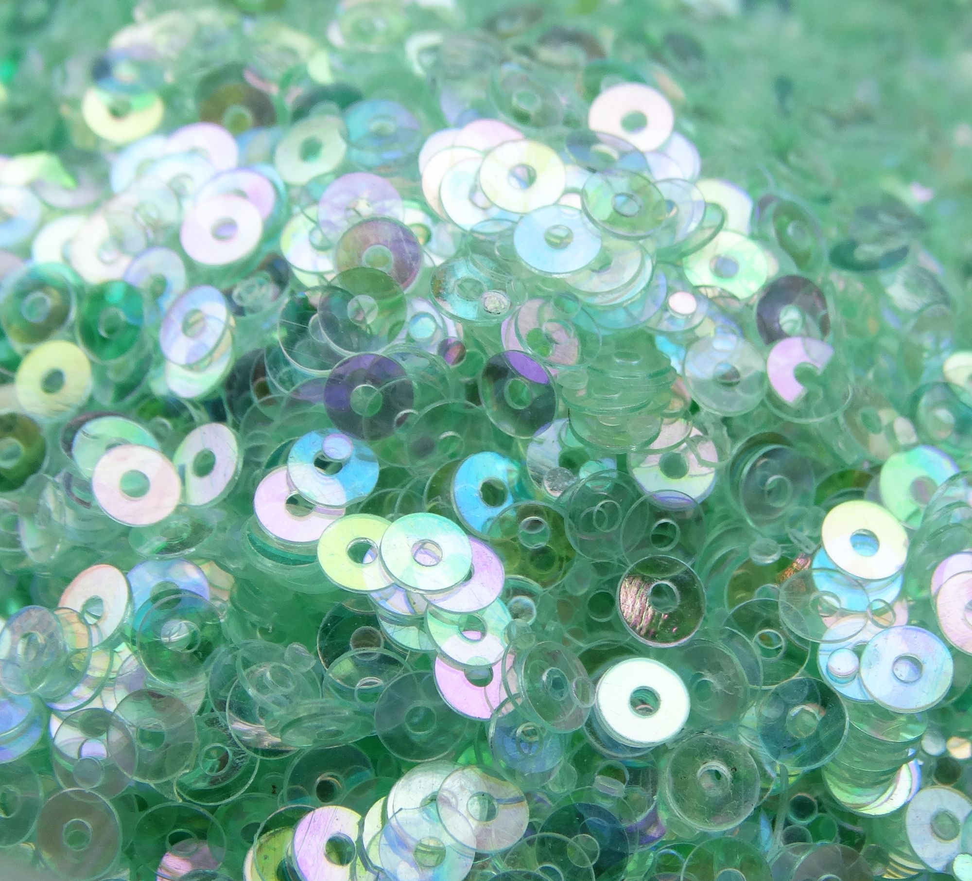 Идеи на потолок поедками круглыми. Пайетки прозрачные. Пайетки айвори. Пайетки с большим отверстием. Прозрачные пайетки.