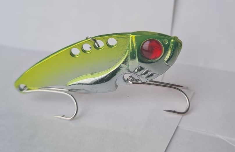 цикады зимой. жесткая приманка bionic cicada купить. ловля судака на цикаду зимой. ловля окуня зимой на цикаду. ловля судака на цикады.