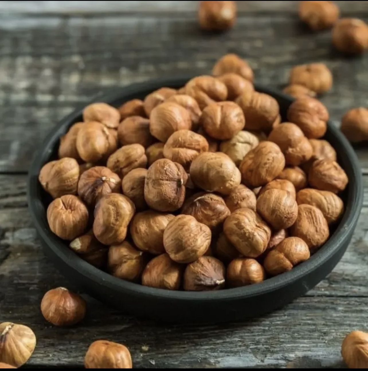 Орех фундук фото. Лещина орех. Орех лещина и фундук. Лесной орех (Hazelnut). Фундук (Лесной орех).