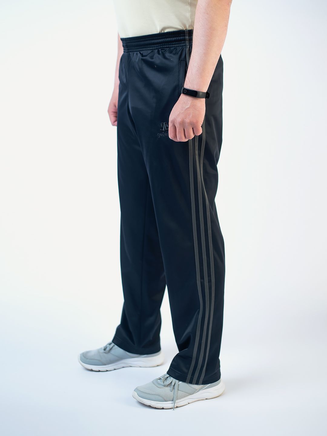 Брюки мужские adidas ed9238 синие XL