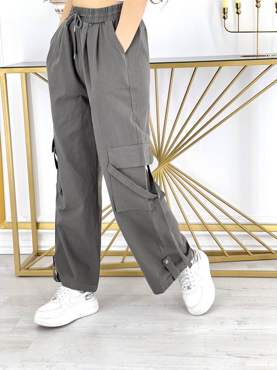 ASOS Wide Leg Pants In Grey Grey pants men, Mens tall pants, Wide leg trousers