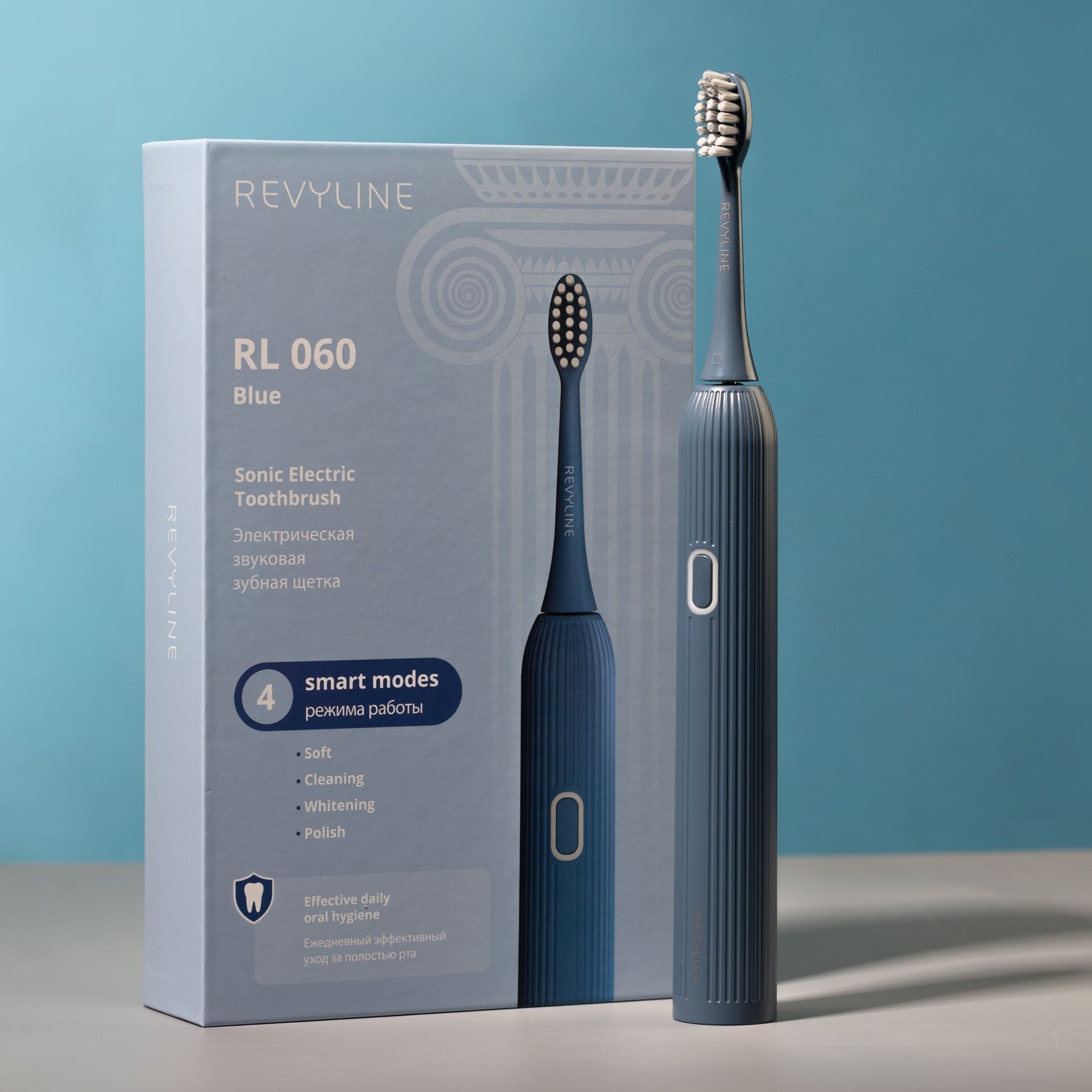 Электрическая зубная щетка Revyline RL 060, голубая