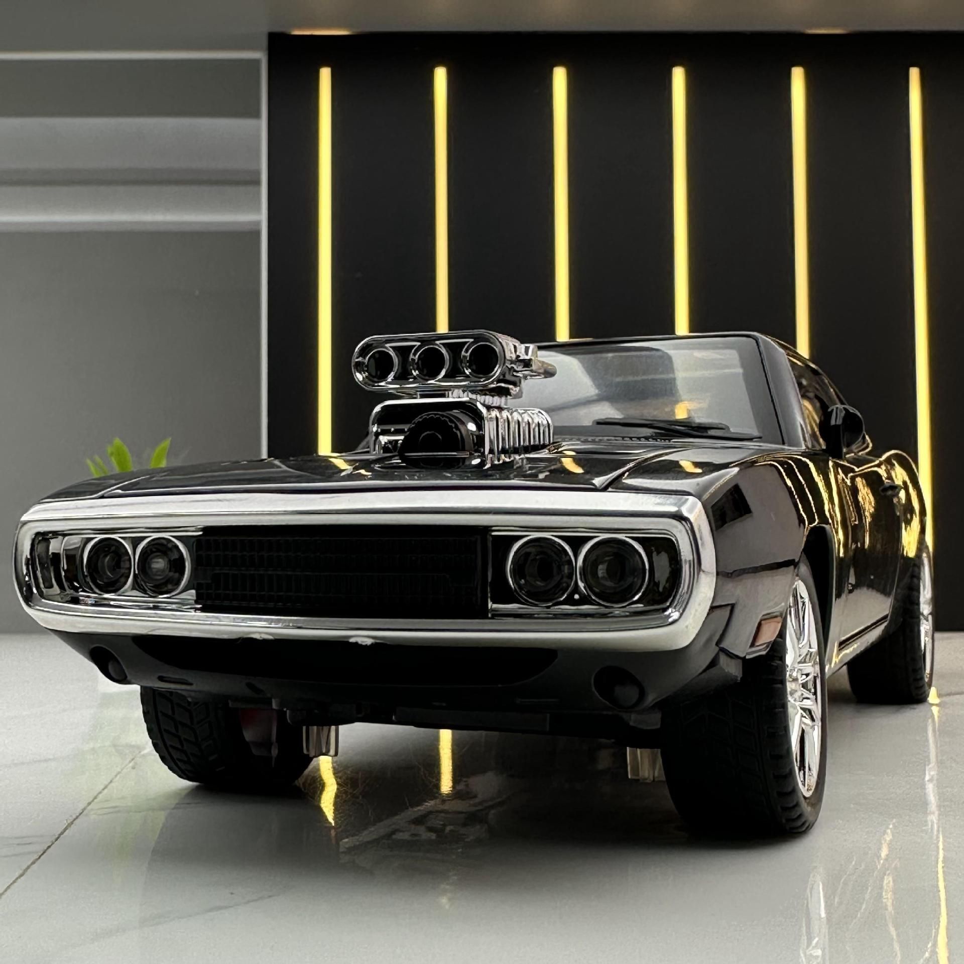 Машинка металлическая Dodge Charger Доминика Торетто из фильма Форсаж,  масштаб 1:32, длина 17 см., свет и звук, открываются двери, капот и  багажник - купить с доставкой по выгодным ценам в интернет-магазине OZON  (1188029801)