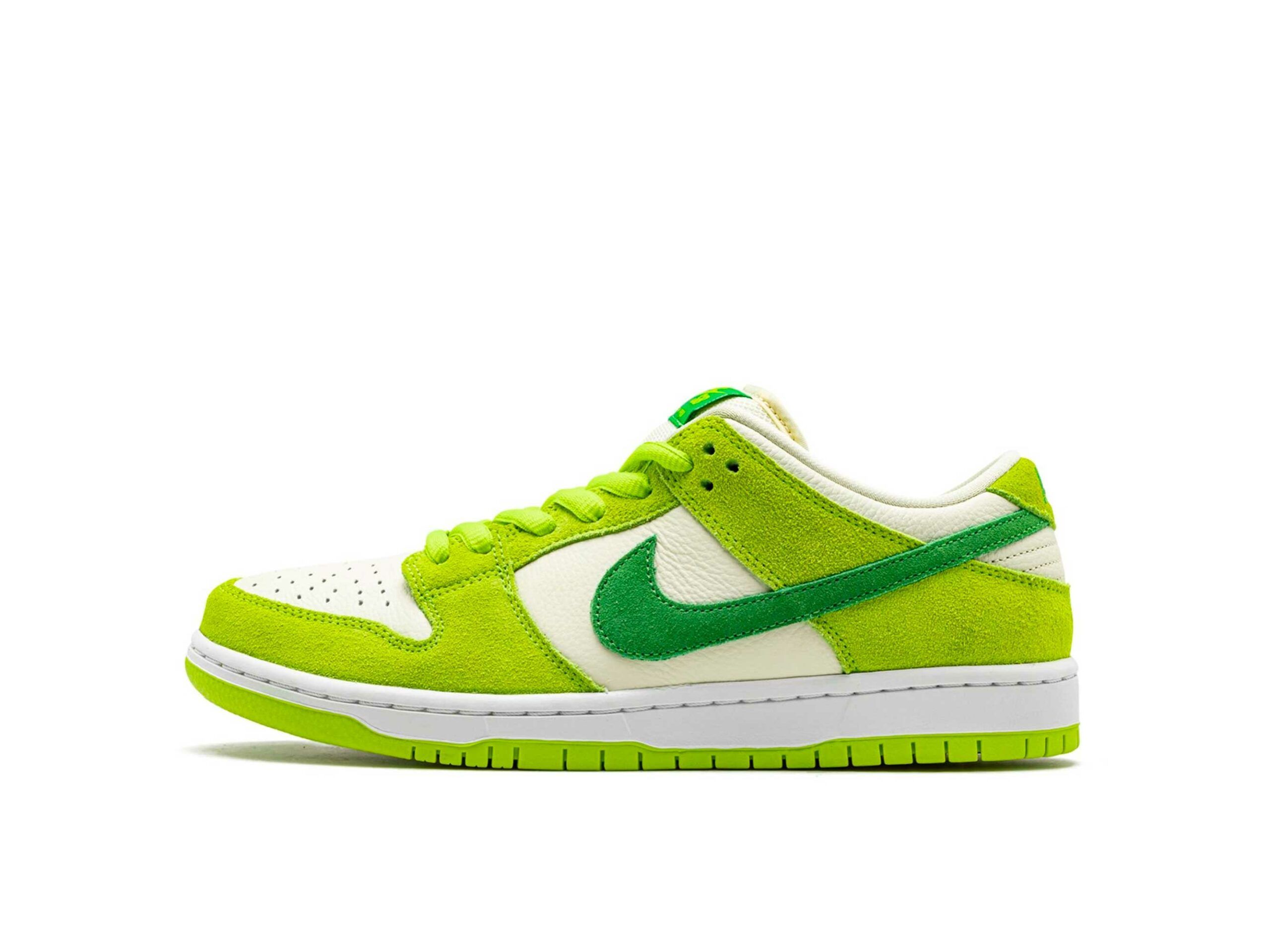 Nike dunk low pro оригинал. Nike SB Dunk Low Green. Nike SB Dunk Low Green Apple. Кроссовки Nike SB Dunk Low Green Apple. Nike Dunk Low Pro Green.