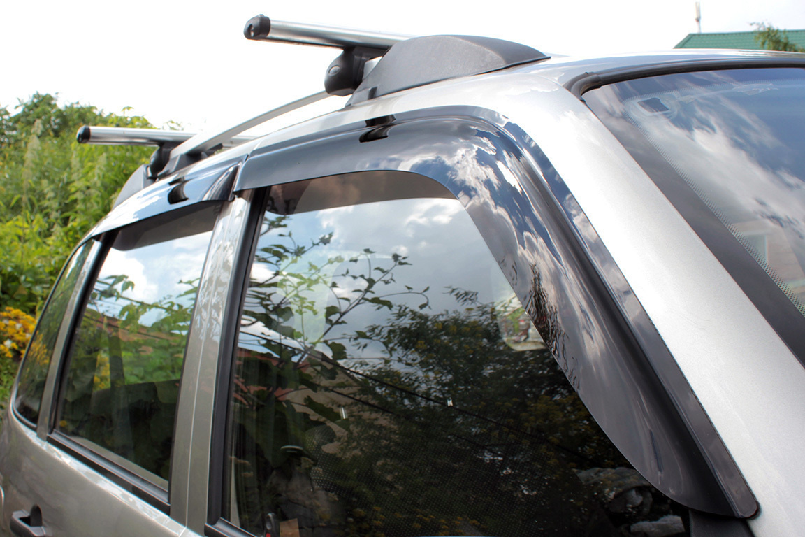 Дефлекторы на боковые окна Нива Шевроле (ВАЗ-2123, LADA NIVA), темные ...