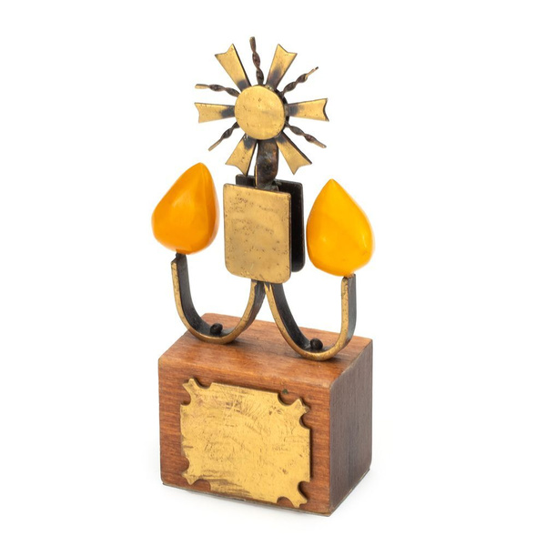 Памятный наградной сувенир из латуни и дерева со старинным желтым ...