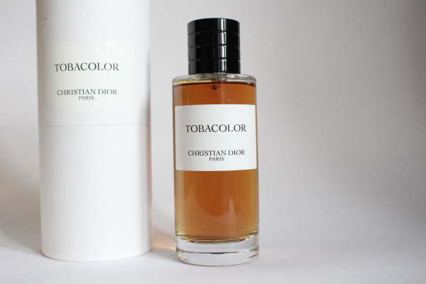 Tobacolor christian dior. Tobacolor christian dior