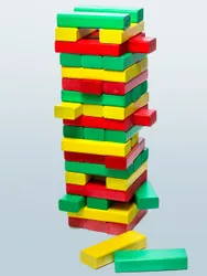 Дженга крайне популярная, азартная настольная игра, где нужно вытаскивать брусочки из падающей башни, в процессе игроки  ...