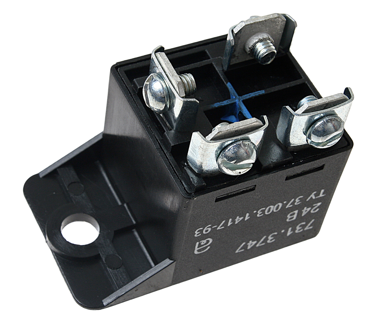 Реле контроля напряжения 12в автомобильное. Реле 5в для ардуино. Модуль реле на 5 вольт вид сверху. Реле 67. Реле зарядки мтз 82.