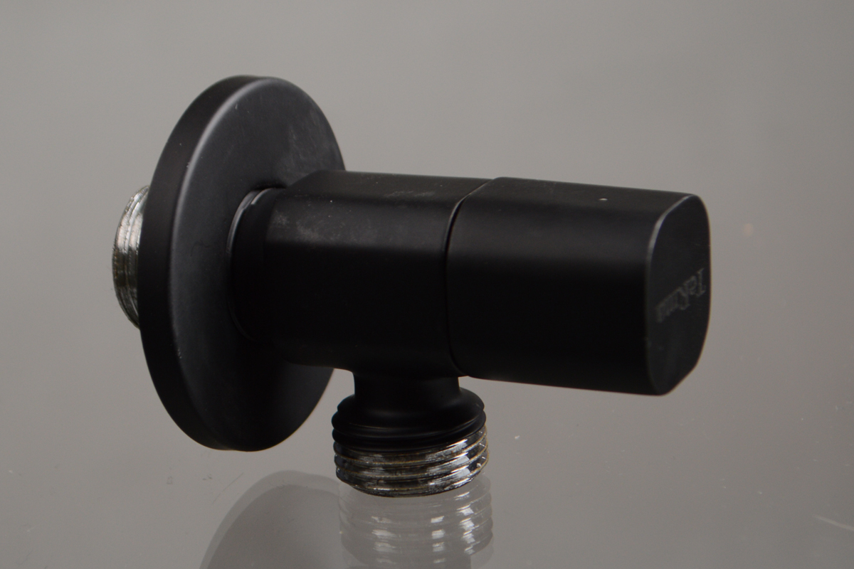 Характеристики Кран угловой для подключения смесителя (черный ...