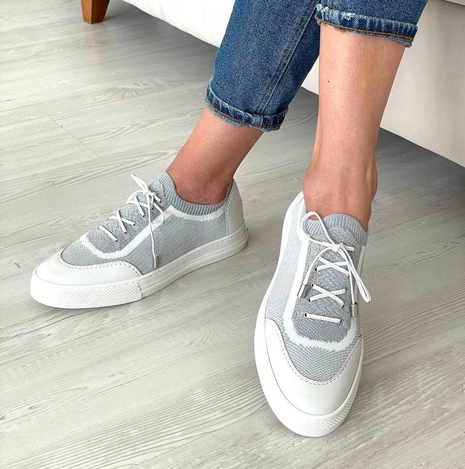 Кроссовки из италии женские